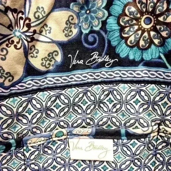 Vera Bradley Blue Cream  Floral  Cotton Large Tote Very Good Condition - Picture 6 of 12
